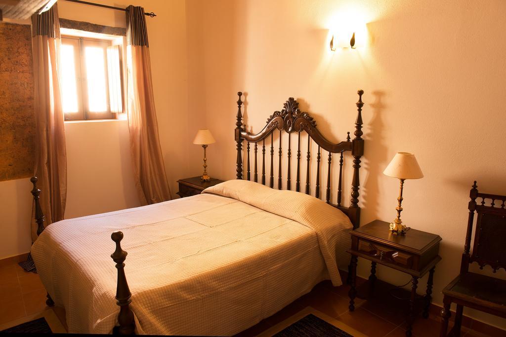 Recanto Da Ribeira Casas De Campo Monchique Room photo
