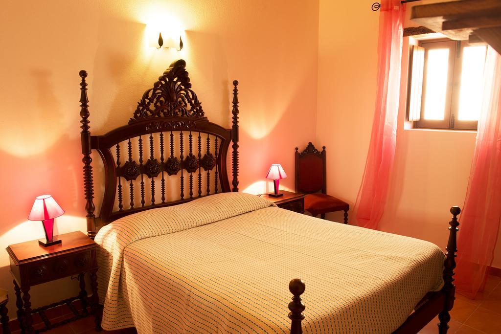 Recanto Da Ribeira Casas De Campo Monchique Room photo